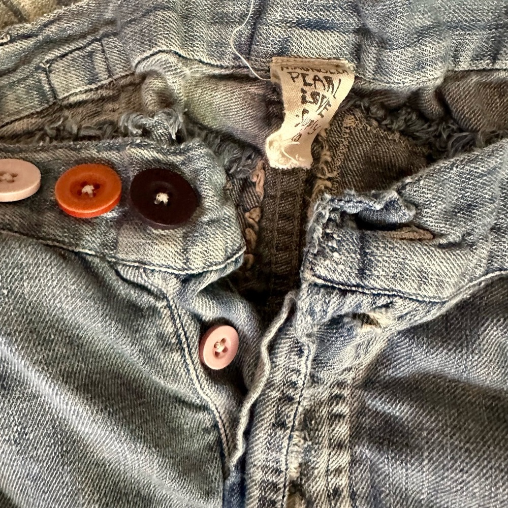 Magnolia Pearl Boyfriend Jeans - Picture 3 of 9